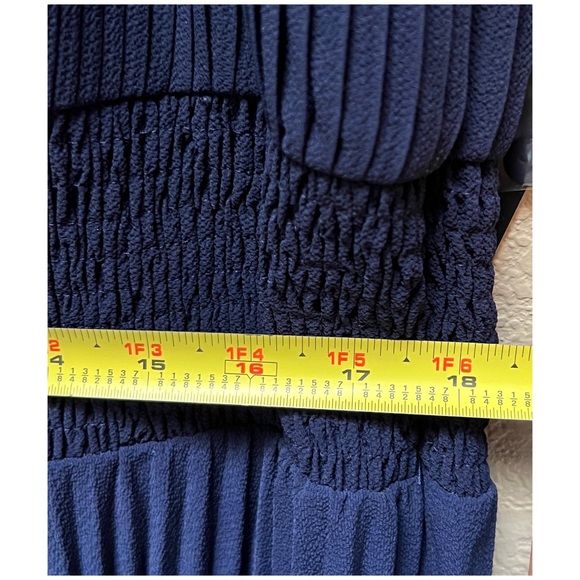 Maggy London Women's Crepe Smocked Pleated Sun Dress Size 18 W - Picture 10 of 11